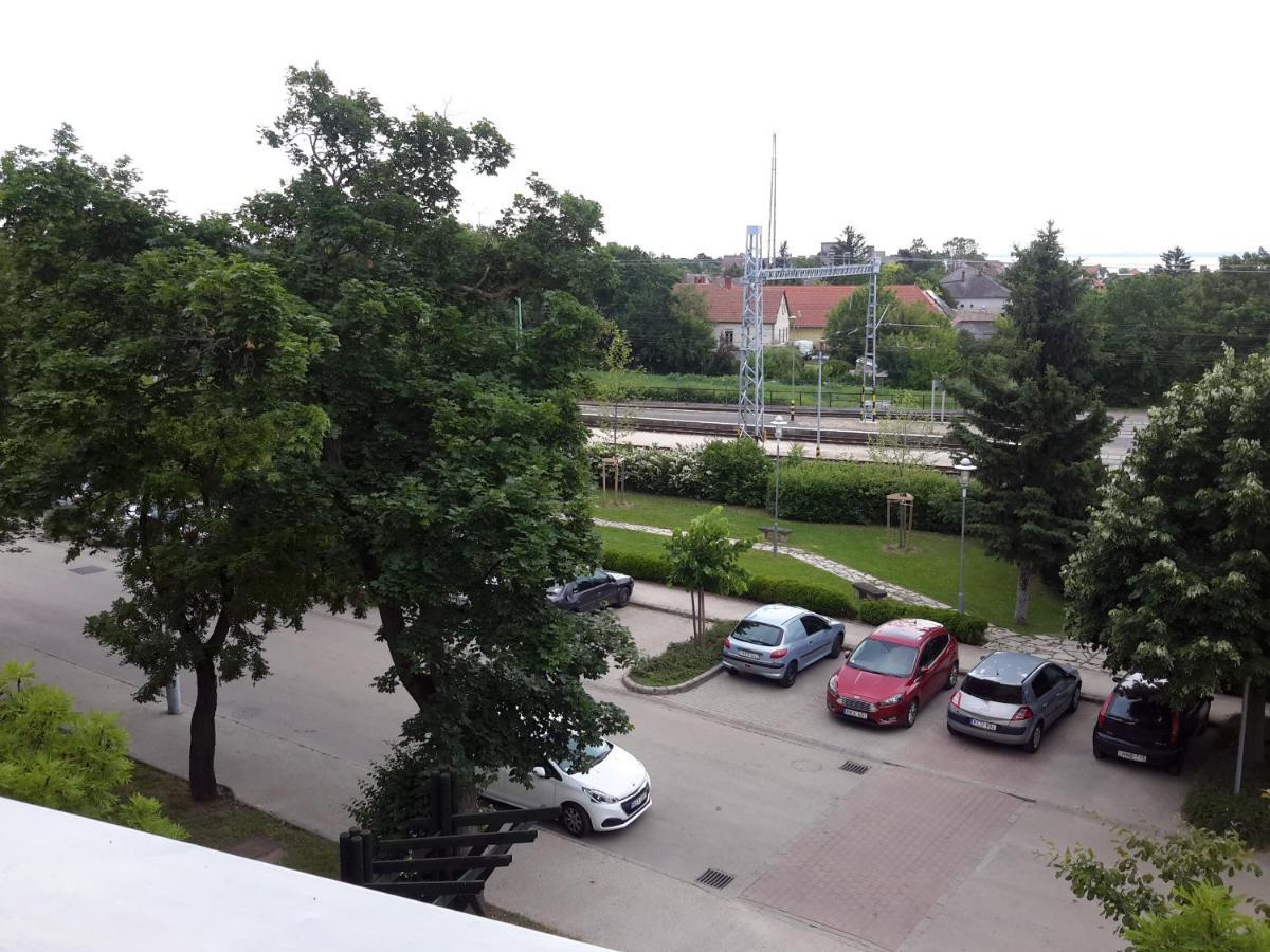 Szeki Apartman Balatonfüred Esterno foto